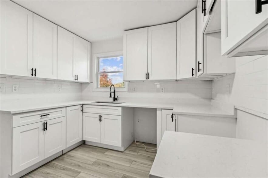 Building Photo - 597 Paper Mill Rd