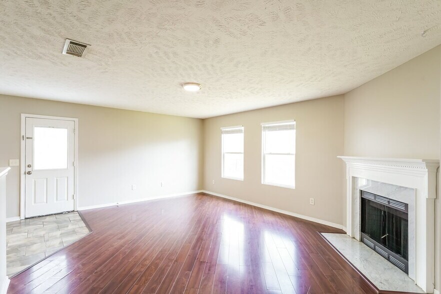 Building Photo - 102 Goodrich Ct