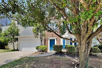 Building Photo - 2250 Winthrope Way Dr