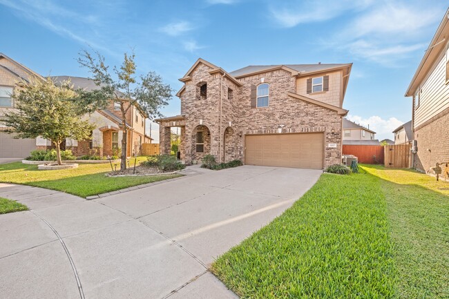 Building Photo - 5007 Pine Ridge Knoll Ct