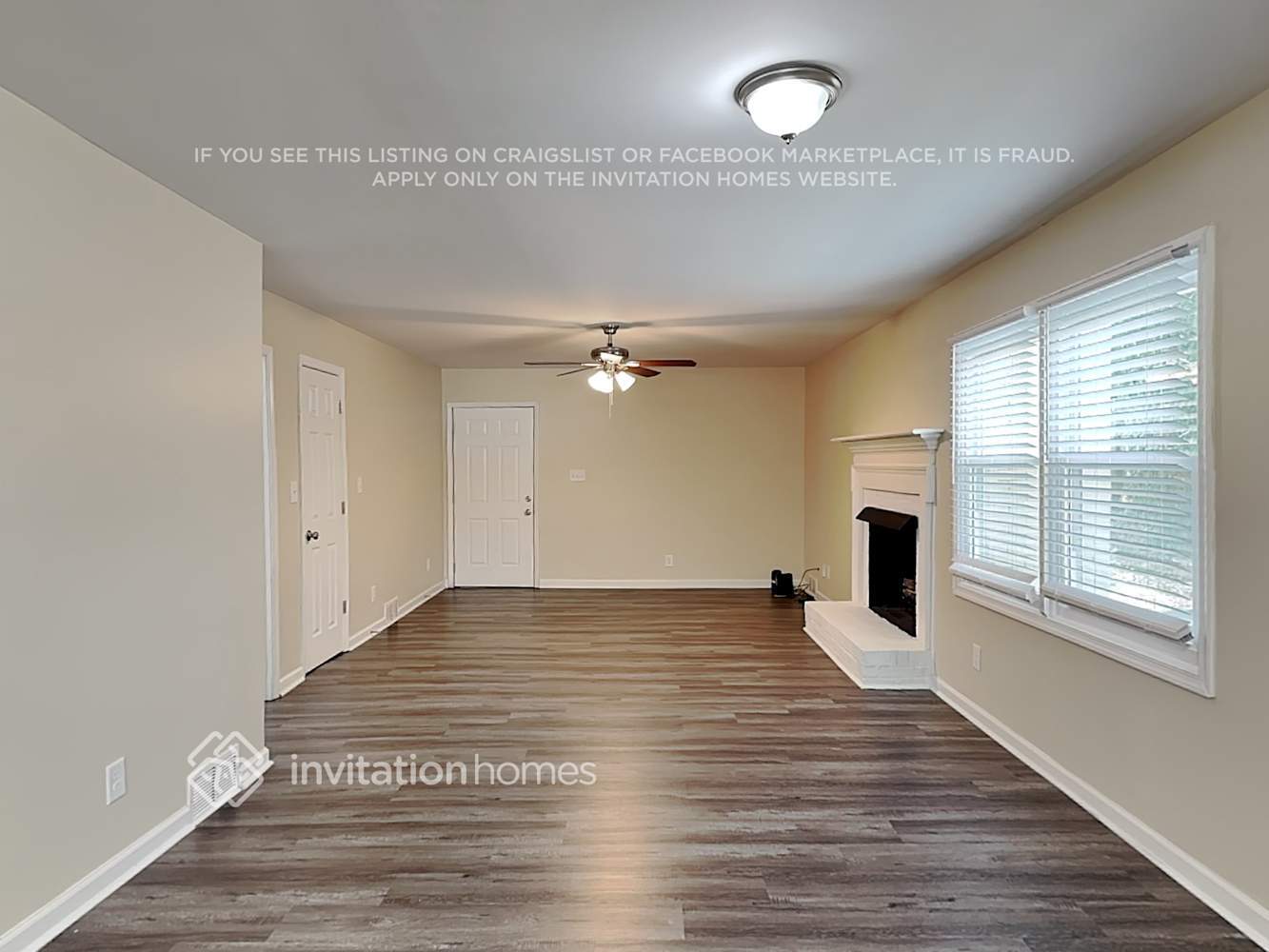 Building Photo - 3332 Bonneville Dr