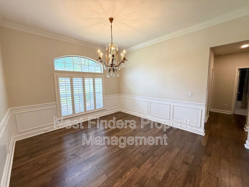 Building Photo - 7860 Turnstone Cir E