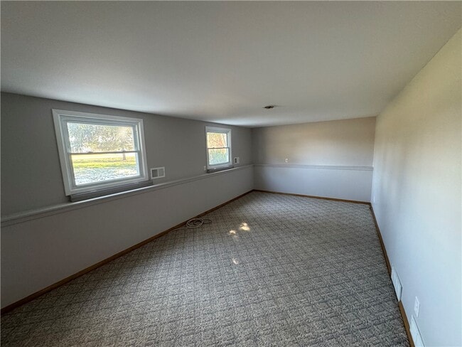 Building Photo - 1095 Hamlin Parma Townline Rd