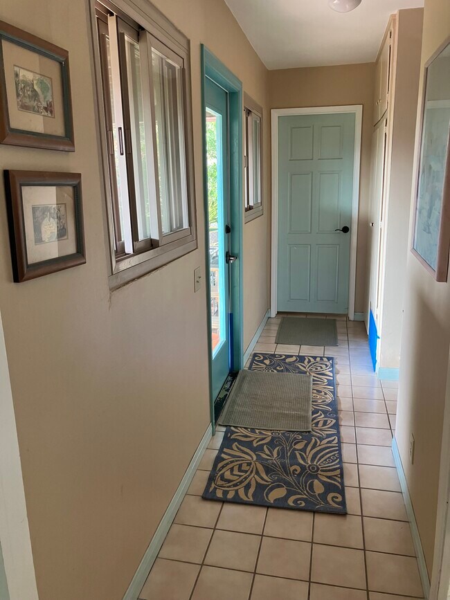 Building Photo - 8301 Zitola Ter