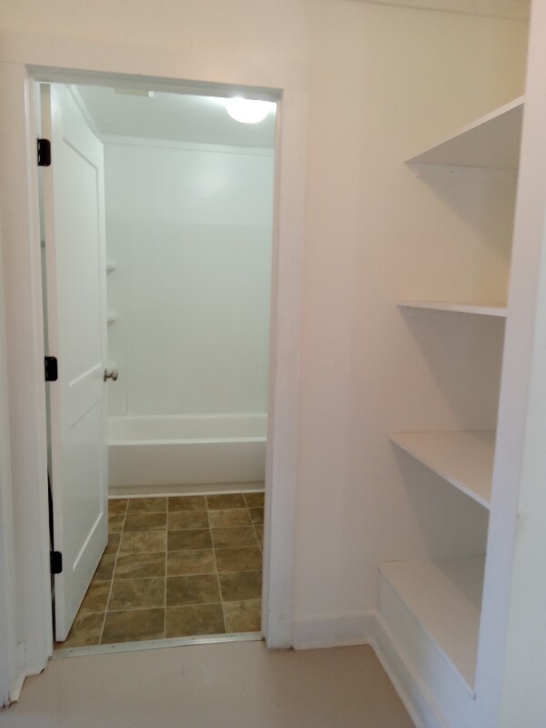 Building Photo - 202 Yancey St