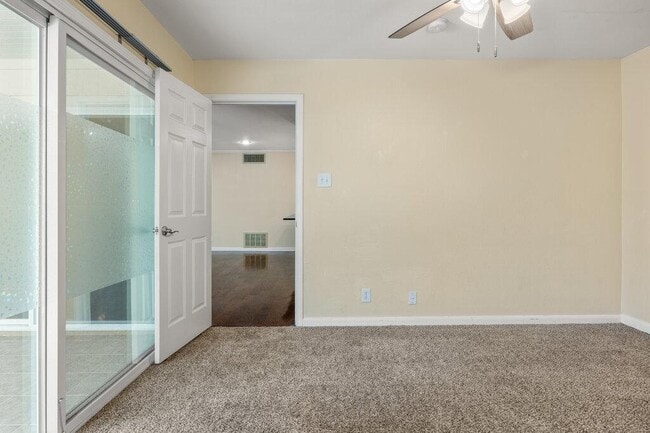 Building Photo - 100 Lorenz Rd