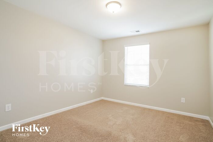 Building Photo - 56 Cottontail Ln