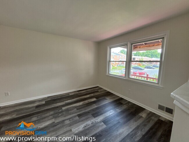 Building Photo - 1609 Riverwood Rd