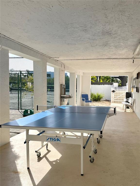 Building Photo - 618 Bayport Wy