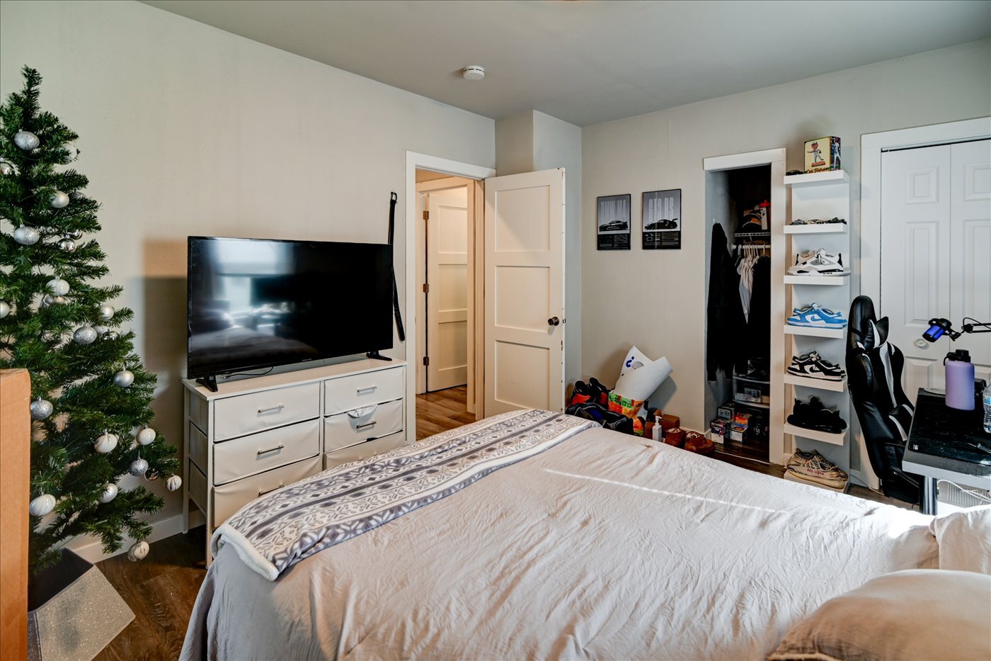 Building Photo - 205 S Fair Oaks Ave