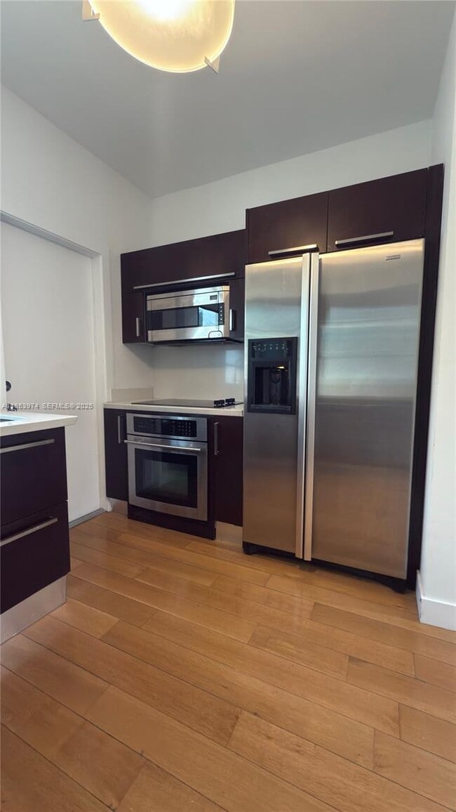 Building Photo - 2021 Meridian Ave