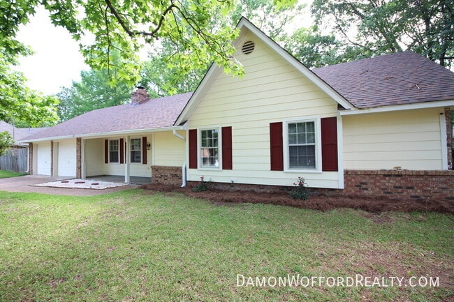 Building Photo - 308 Longmeadow Ct N