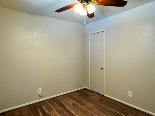 Building Photo - 7295 Winona Ct