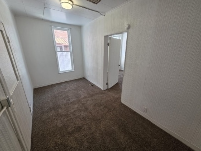 Building Photo - 171 E Washington St