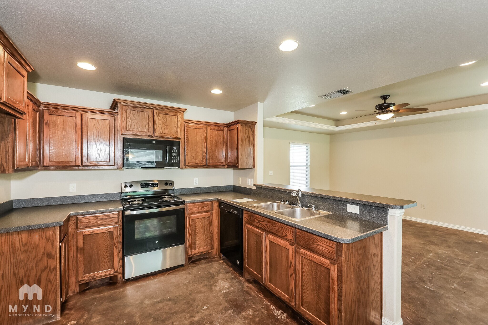Building Photo - 110 Jolin Ln