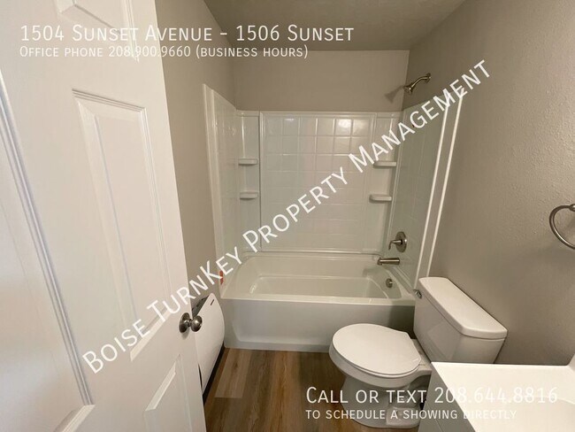 Building Photo - 1504 Sunset Ave