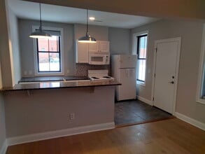 Building Photo - 24 Imlay St