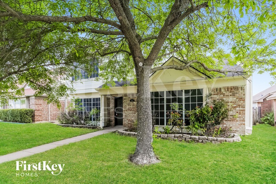 Building Photo - 1532 High Pointe Ln