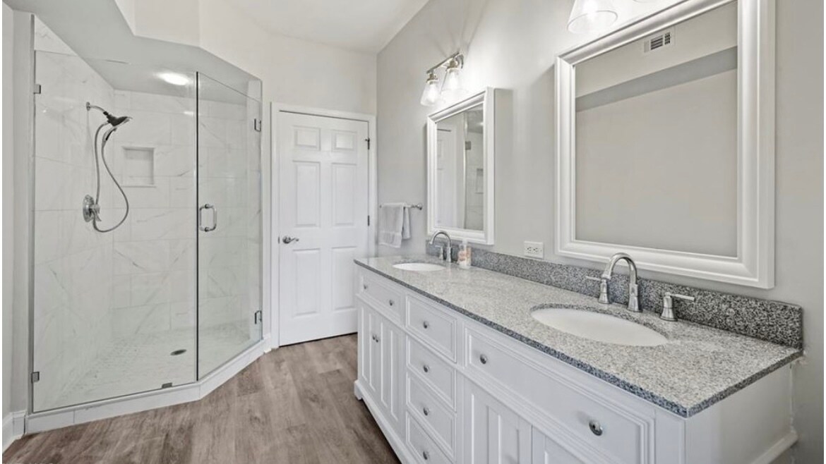 Building Photo - 1625 Windy Pines Dr