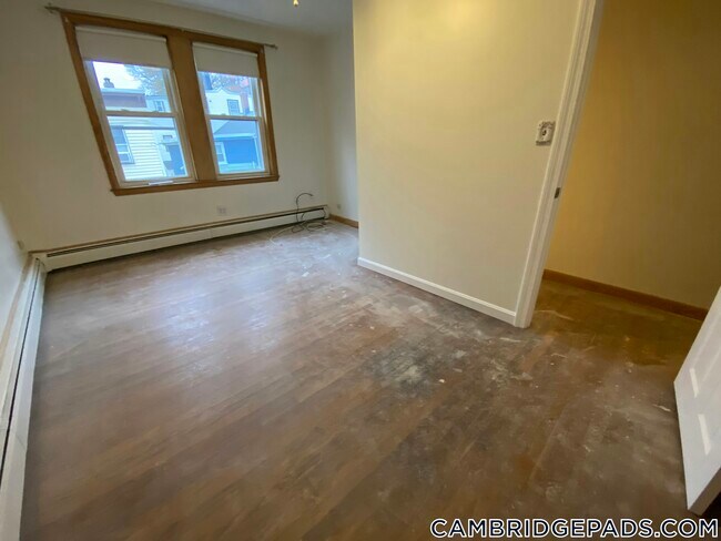 Building Photo - 161 Otis St