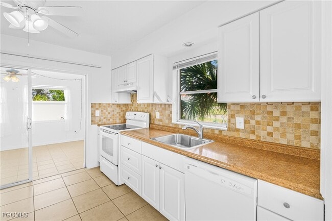 Building Photo - 6004 Deming Ave