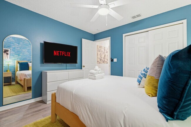 Building Photo - 11988 117th St N