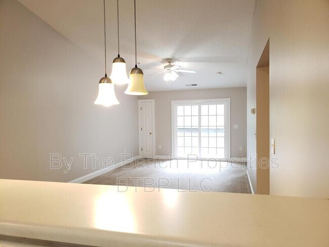 Building Photo - 6010 Dick Pond Rd