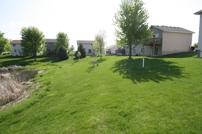 Building Photo - Beautiful 4 Bedroom/2 Bathroom Home In Shakopee-AVAILABLE 7/1