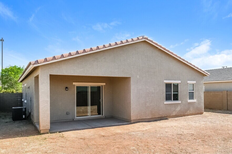 Building Photo - 21221 W Hubbell St