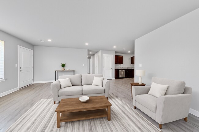 Building Photo - Beautiful Renovated Single Family Home | 3 BR/2BA Duplex| 1-Car Covered Parking |Spacious & Sunny...