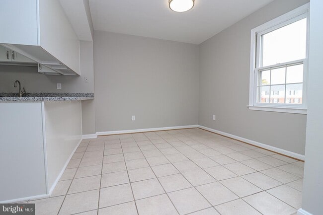 Building Photo - 1045 Brixton Ct