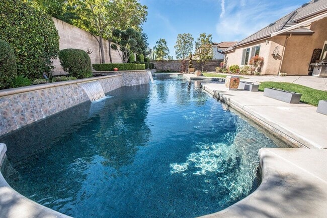 Building Photo - Luxury Unfurnished Single-Story Custom Home for Lease in Copper Ridge