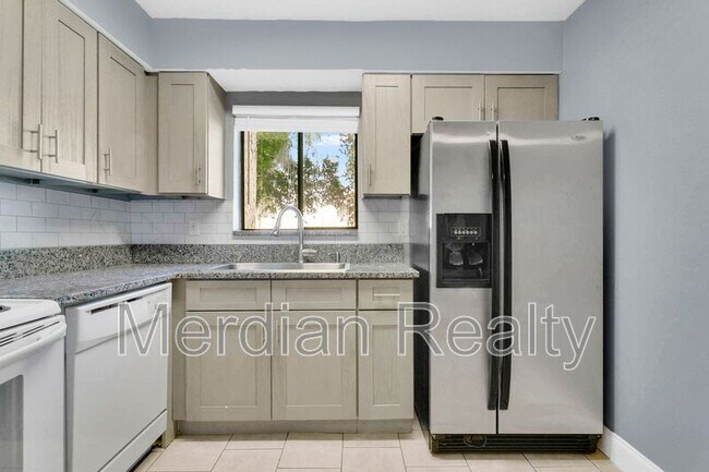 Building Photo - 163 Springwood Cir
