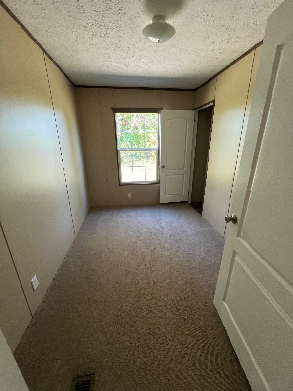 Building Photo - 4971 Old Boonesboro Rd