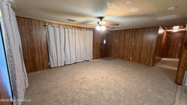 Building Photo - 9004 Tucker Rd