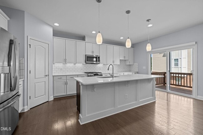 Building Photo - 6052 Kentworth Dr
