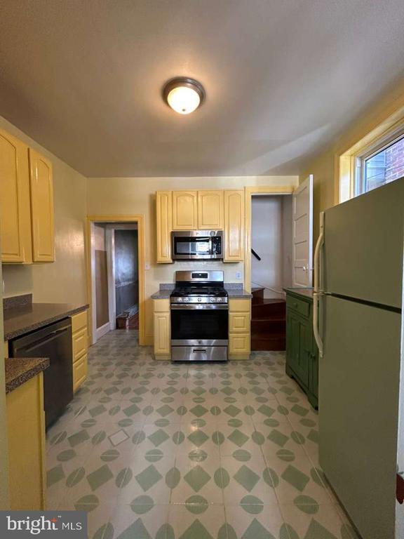 Building Photo - 4747 Sansom St