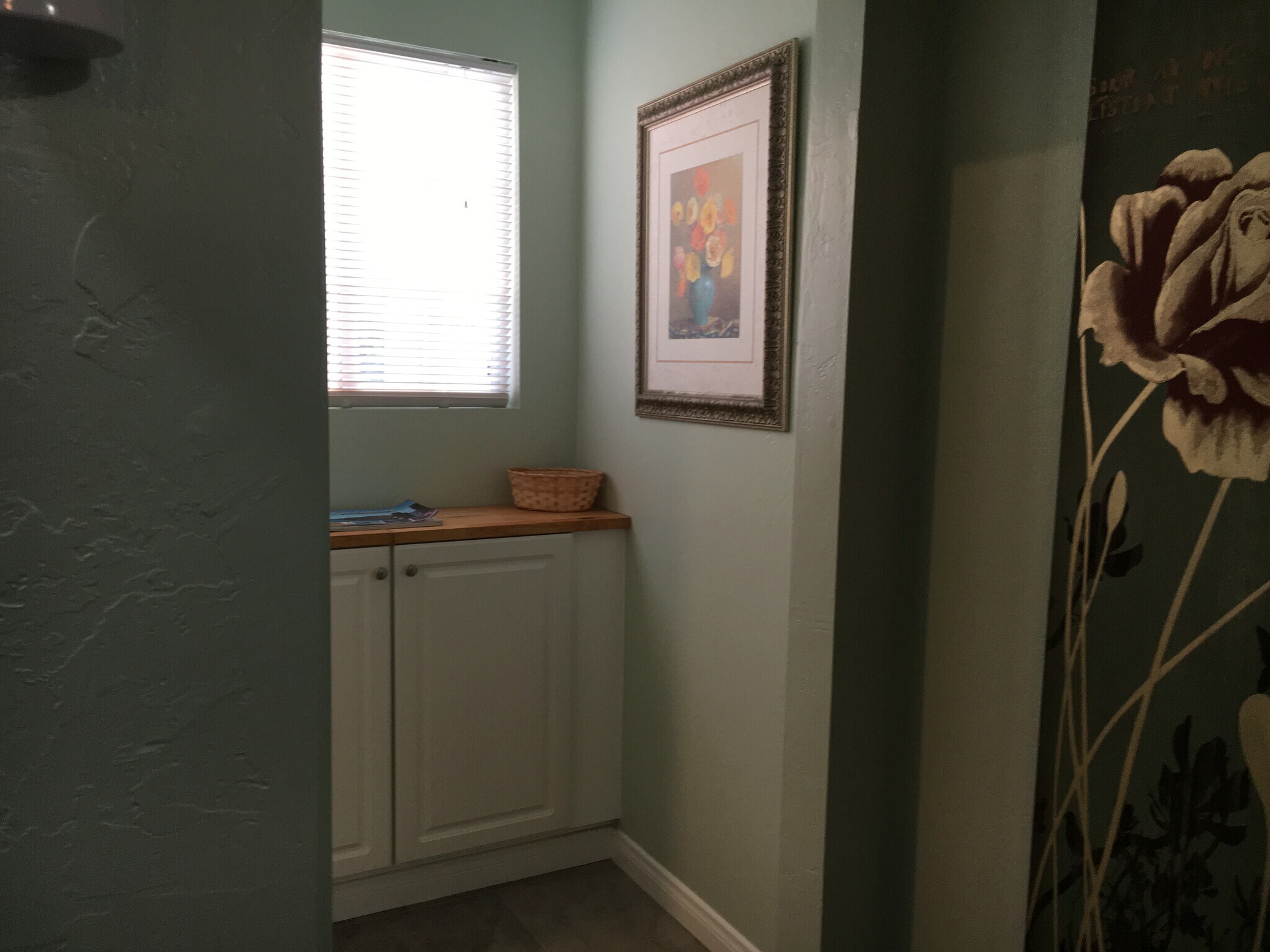 Building Photo - 632 Maria Ave