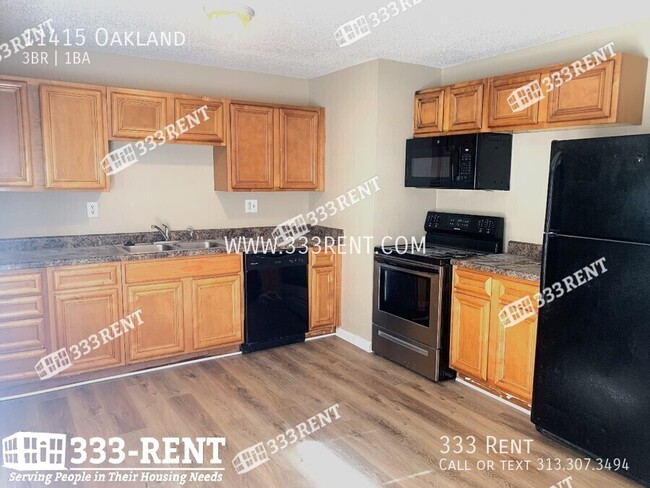 Building Photo - 11415 Oakland-
