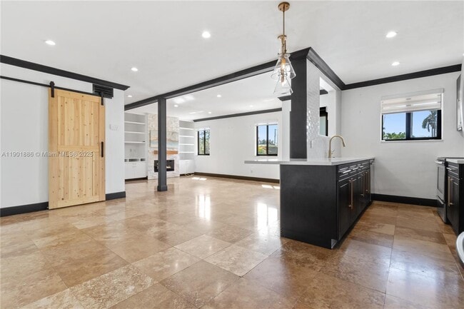 Building Photo - 10981 SW 47th St