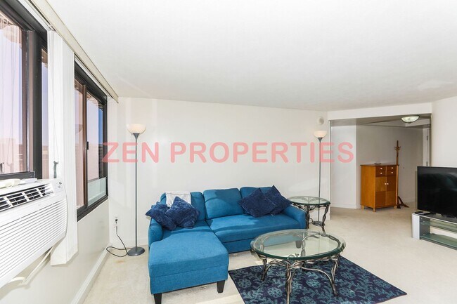Building Photo - Fully furnished 2 bdrm / 2 bath / 1 parking unit at The Windsor Waikiki