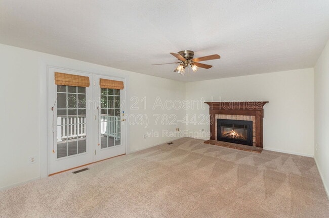 Building Photo - 7690 Middle Valley Dr