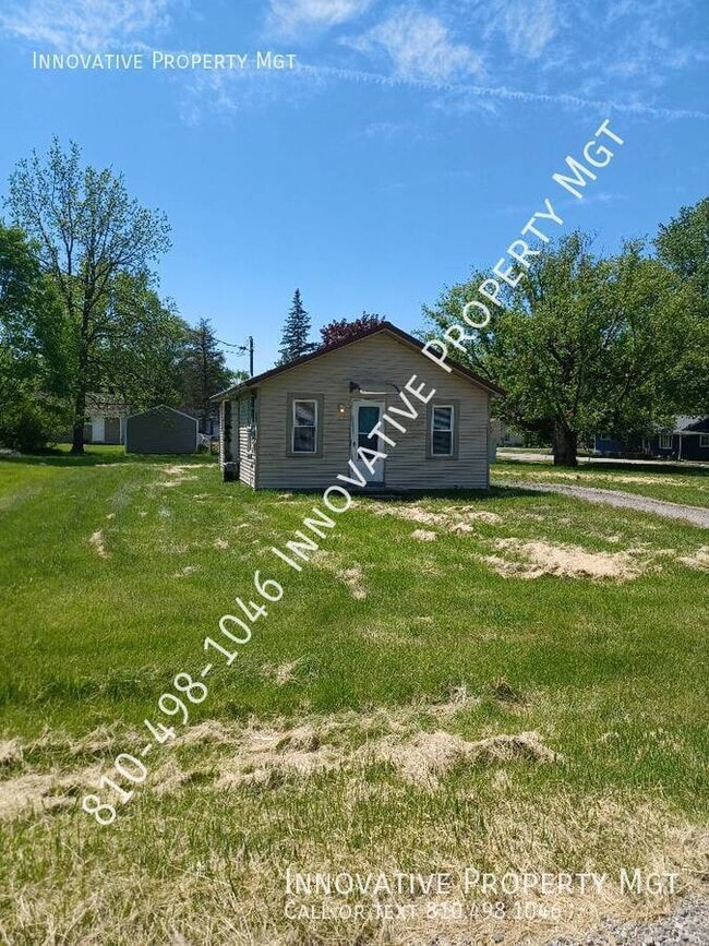Building Photo - 2266 Donovon -