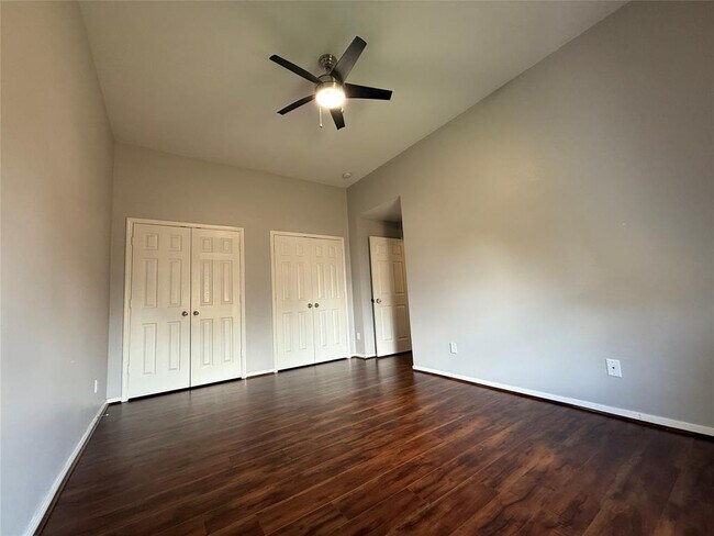 Building Photo - 2310 Megellan Point Ln