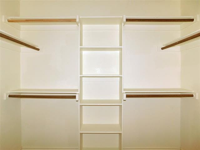 Building Photo - 6912 Alderbrook Dr