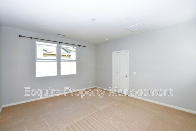 Building Photo - 173 Stage Trail Rd.