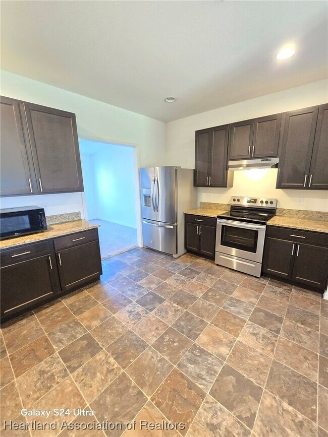 Building Photo - 3144 Calypso Dr