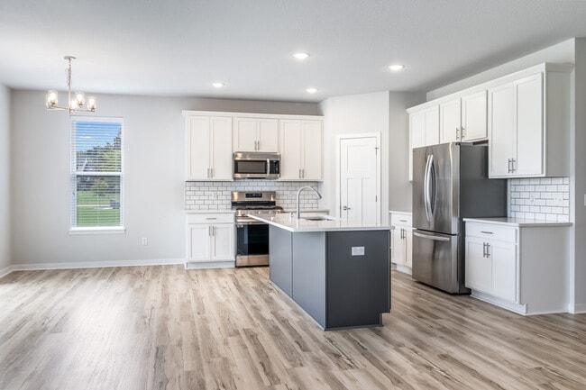 Building Photo - 993 Cascade Cir