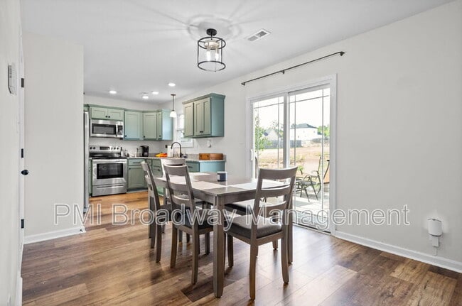 Building Photo - 474 Indian Overlook