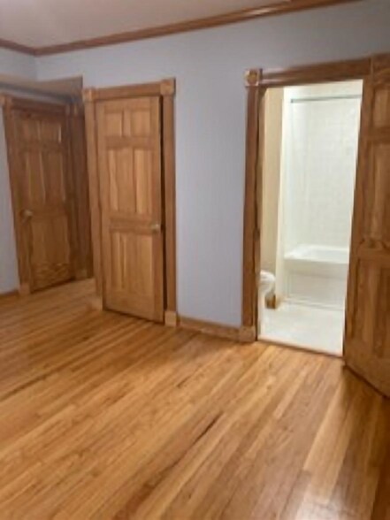 Master Bedroom - 7303 N Wolcott Ave